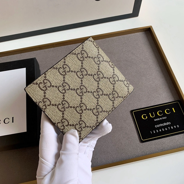 グッチ財布コピー側面デザイン